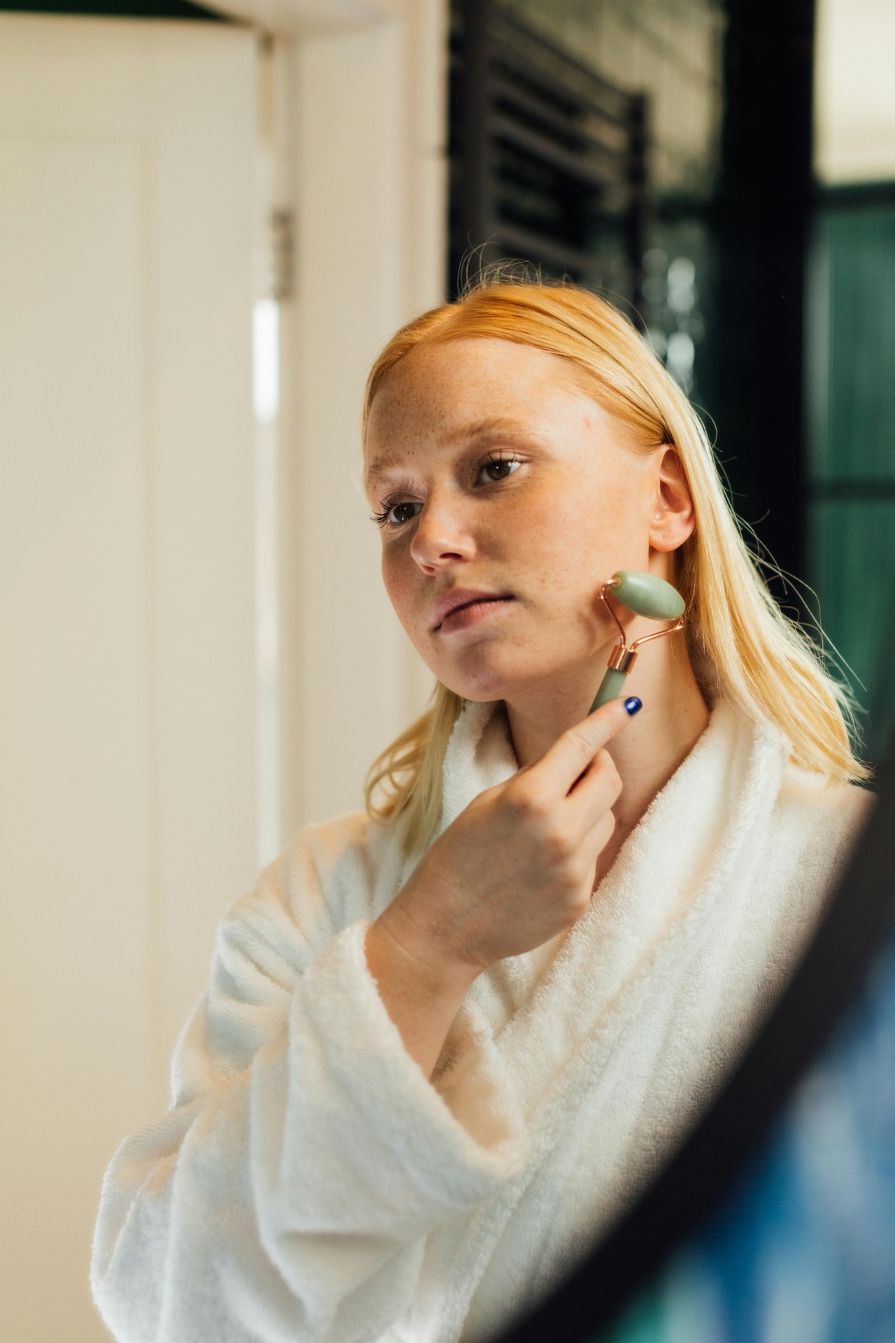 12 Months Later: What I Learned After Using a Jade Roller Every Single Day