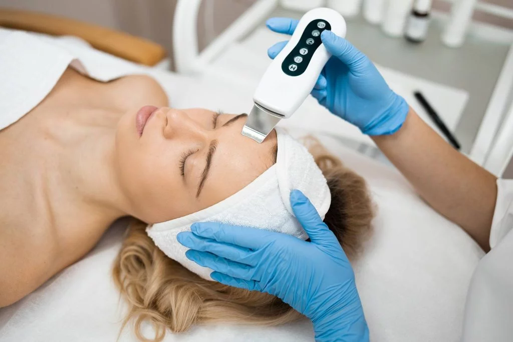 Rosacea-prone skin with calm jade roller application
